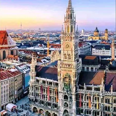 Oktoberfest Center Direct Metro In 20 Min, 2 Bedrm 2 Bathroom By Icm Messe Muenchen, Balcony, Free Parking Apartmán Feldkirchen in Kärnten