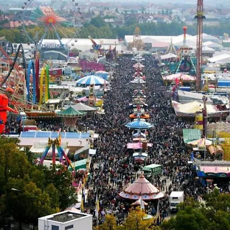 Daire Oktoberfest Center Direct Metro In 20 Min, 2 Bedrm 2 Bathroom By Icm Messe Muenchen, Balcony, Free Parking Feldkirchen (Upper Bavaria)